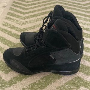 Womens motorcycle boots- TCX